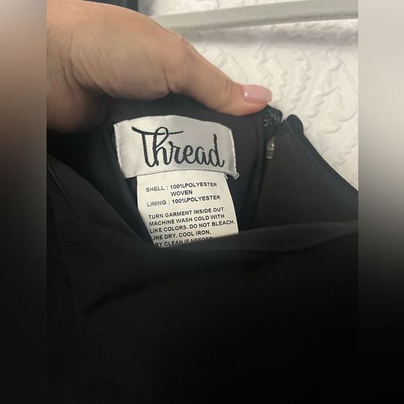 ONE-SHOULDER CREPE TRUMPET GOWN WITH FRONT SLIT IN BLACK|SZ 18| NWT - Picture 5 of 5